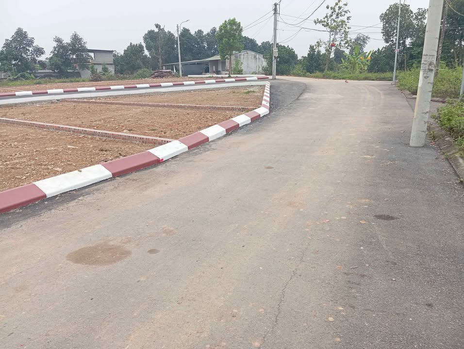 Đất nền Quốc Oai 100m² giá 3.5 tỷ - Vị trí vàng gần CNC Hòa Lạc!