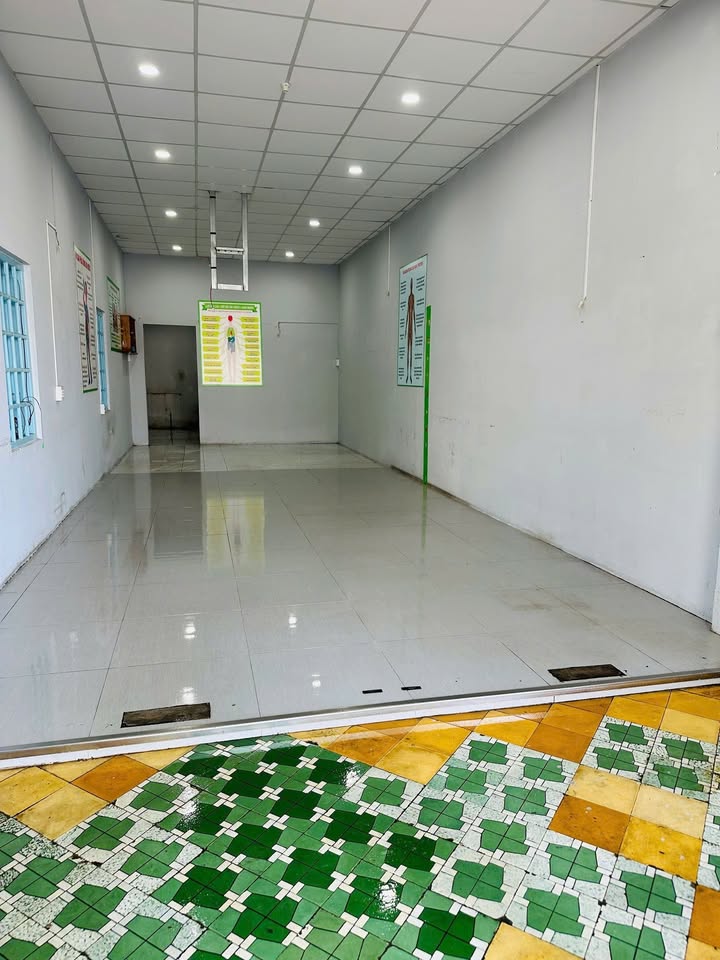 Cho thuê mặt tiền kinh doanh Trần Hưng Đạo 90m² giá 10 triệu - Vị trí đắc địa gần Coop Mart!