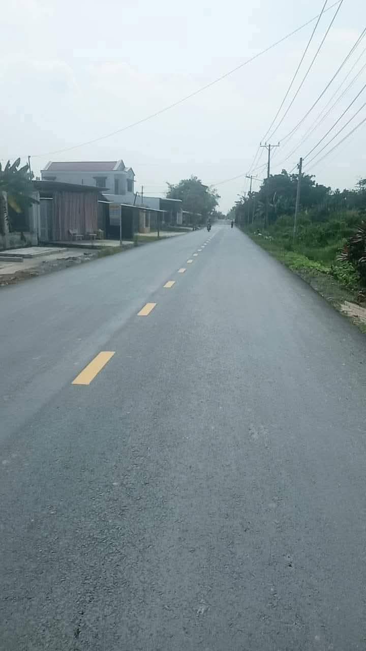 Đất thổ cư và CLN mặt tiền lộ 922, xã Đông Hiệp, 556.9m² - Giá 2.3 tỷ, thương lượng!