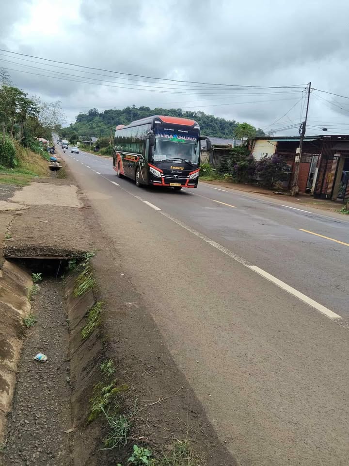 Đất nền mặt đường QL14A, Đắk Mil 320m² giá 2.05 tỷ - Đất cao ráo, tiện kinh doanh!