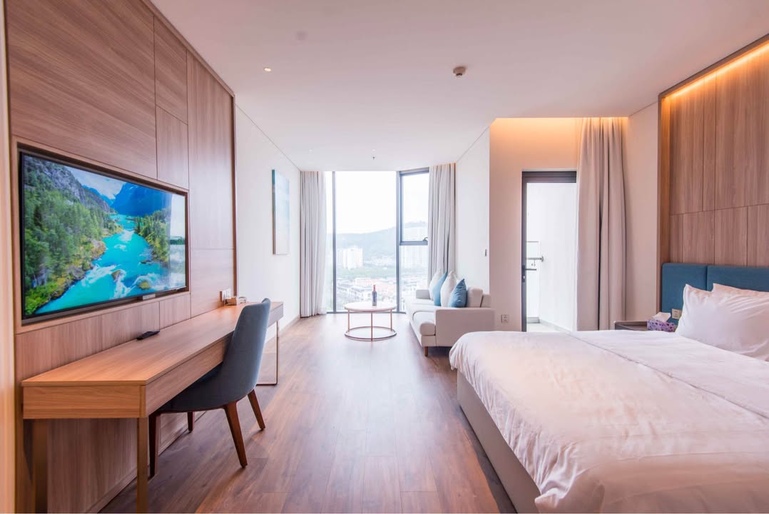 Căn hộ À La Carte Hạ Long 45m² giá 2.45 tỷ - View đẹp, full nội thất