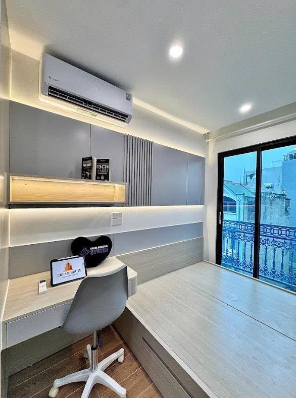 Căn hộ cho thuê tại Ba Đình 60m² - Full nội thất, ô tô đỗ cửa!