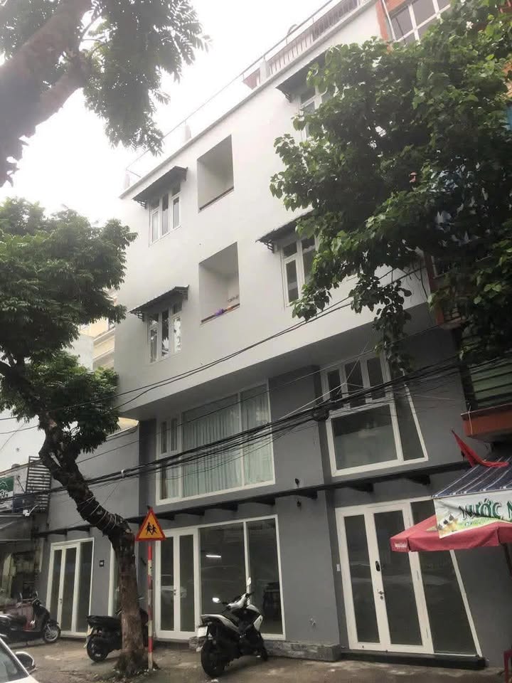 Nhà 3 tầng mặt tiền Lê Lợi, Đà Nẵng 58m² giá 13 tỷ - Đầu tư sinh lời ngay!
