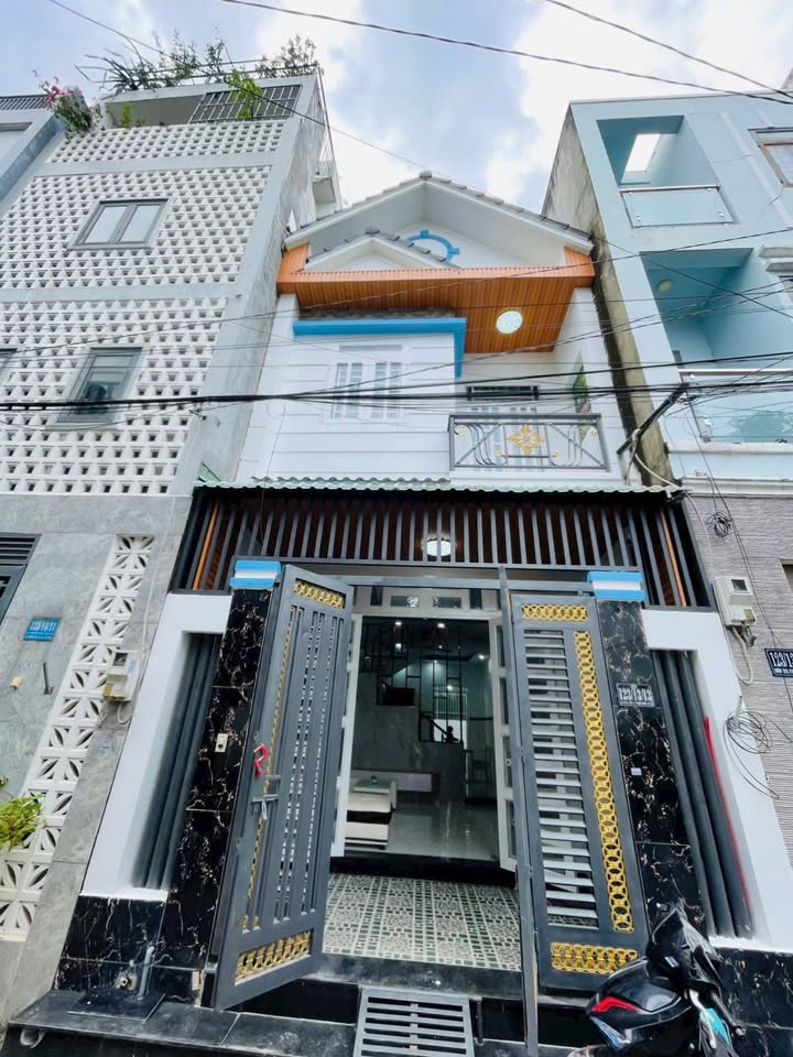 Nhà đẹp đường TX22, phường Thạnh Xuân, quận 12 - Sổ hồng riêng, giá 4.7 tỷ - Bớt lộc cho khách thiện chí!