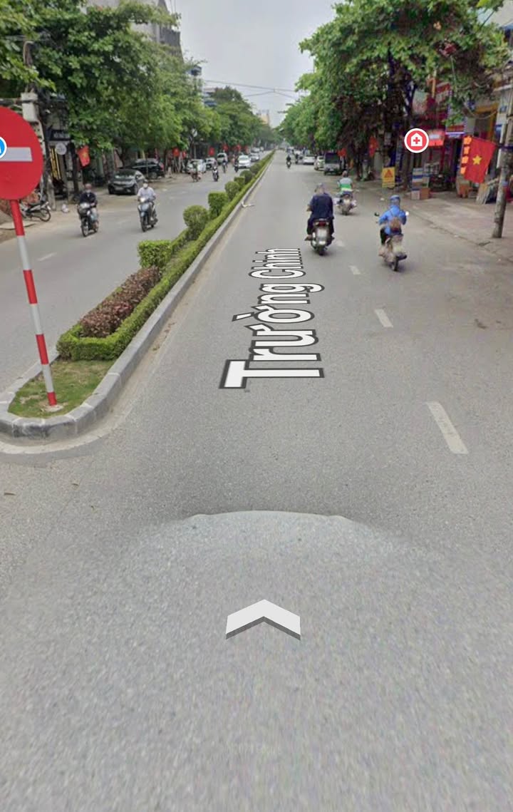 Bán gấp nhà mặt đường Trường Chinh, Nam Định 195m² - Cơ hội đầu tư hấp dẫn!