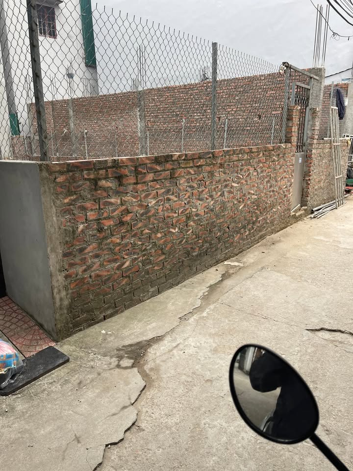 Đất Thạch Bàn 55m² giá 9 tỷ - Ngõ ô tô vào tận nơi, khu vực phát triển mạnh!