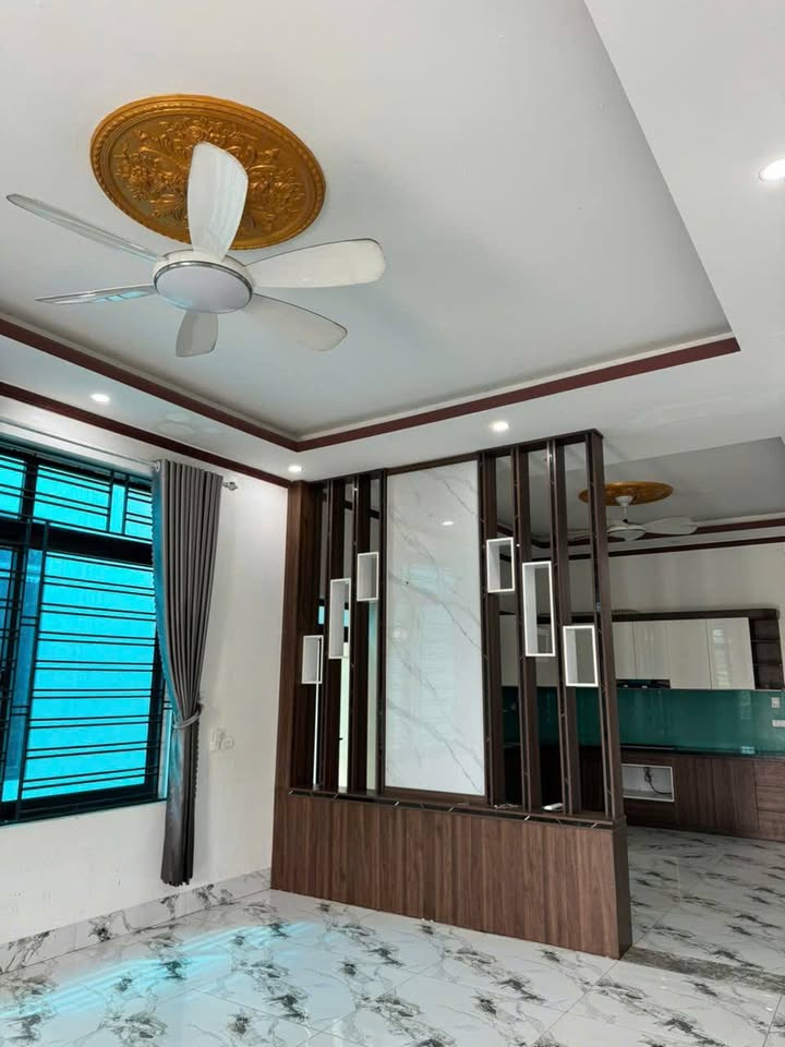 Nhà mới Ba Trại 310m² giá 3 tỷ - Sẵn sàng vào ở ngay!