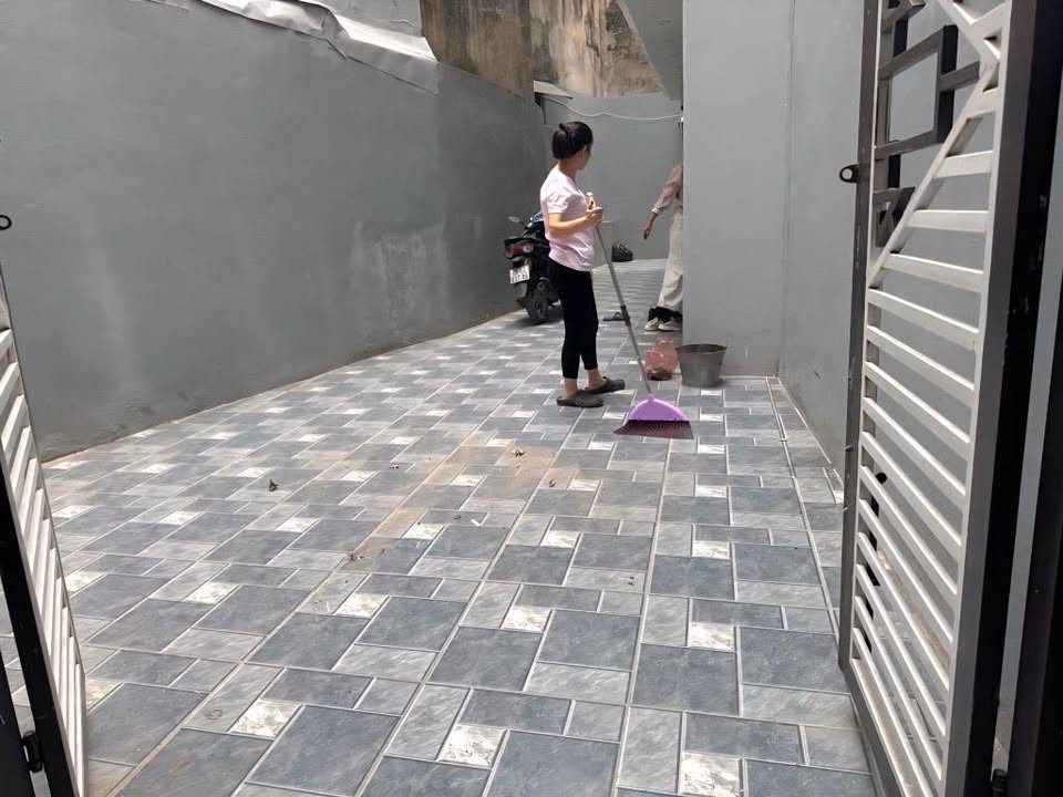 Nhà phố Tôn Đức Thắng, Đống Đa 35m² giá 9 tỷ - Thiết kế hiện đại, bãi đỗ ô tô gần!