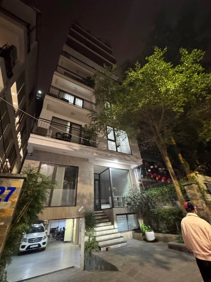 Căn hộ Apartment Tây Hồ 120m² giá 145 tỷ - Đầu tư sinh lời khủng!