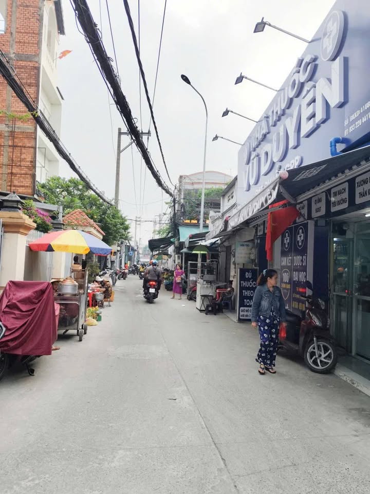 Nhà hẻm 1716 Huỳnh Tấn Phát, Nhà Bè 18m² giá 980 triệu - Nhà đẹp, tiện ích xung quanh