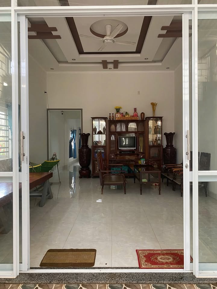 Nhà hẻm ô tô Phù Đổng, Pleiku 95m² giá 2.5 tỷ - An cư lý tưởng!