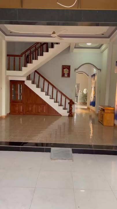 Nhà nguyên căn mặt đường 3/2, phường Phú Thạnh - Giá chỉ 2.5 triệu/tháng!