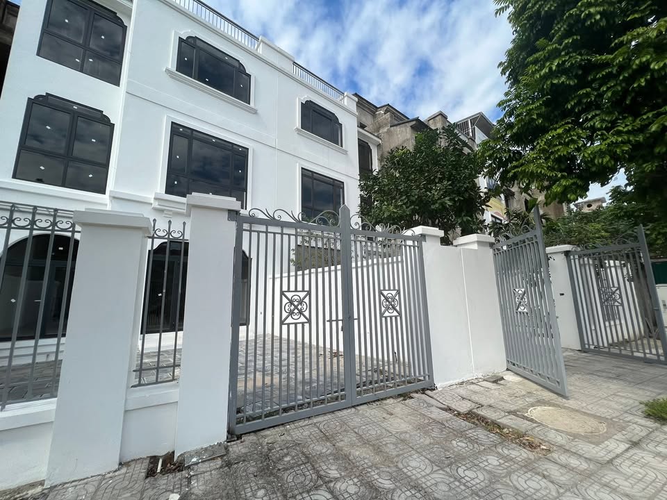 Biệt thự cho thuê tại Nam An Khánh, Hoài Đức 278m² - Không gian lý tưởng cho doanh nghiệp!