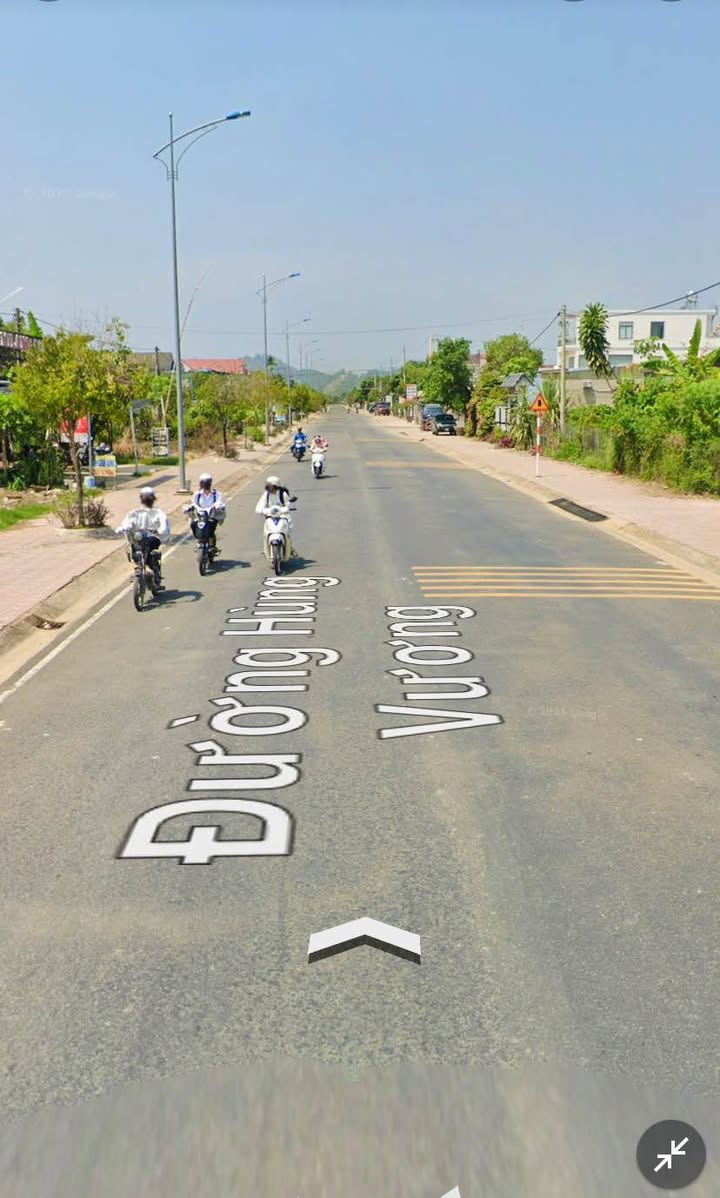 Đất mặt tiền đường Hùng Vương Đạ Tẻh 240m² giá 360 triệu - Kinh doanh sầm uất!