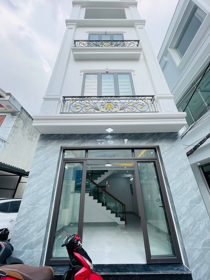 Nhà 4 Tầng Lô Góc tại Phố Thiên Lôi, Hải Phòng - Chỉ 4,4 tỷ, Sổ đỏ chính chủ!