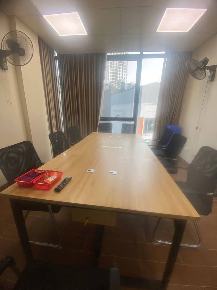 Cho thuê phòng họp, lớp học tại 19 Cự Lộc, Thanh Xuân - Không gian linh hoạt, tiện nghi đầy đủ!