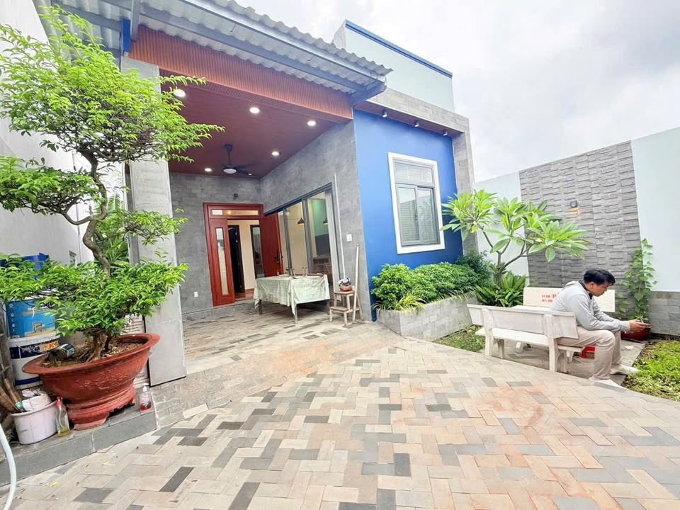 Căn nhà vườn 153m² tại Tân Bửu, Bến Lức - Giá 3 tỷ, chính chủ bán gấp!