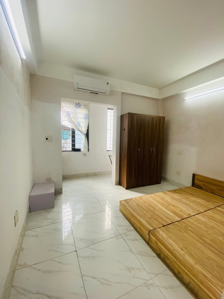 Cho thuê CCMN Ngõ 816 Kim Giang 25m² - Phòng Studio thoáng mát, đầy đủ nội thất!