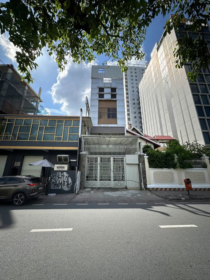 Bán nhà mặt tiền Võ Văn Kiệt, P. Cô Giang, Quận 1, 258m² - Đầu tư sinh lời ngay!