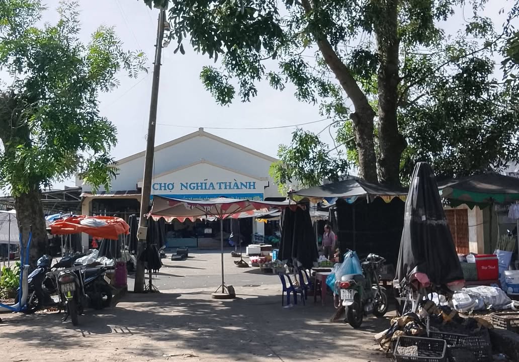 Đất mặt tiền chợ Nghĩa Thành, Châu Đức 166m² giá 4.2 tỷ - Kinh doanh thuận lợi!