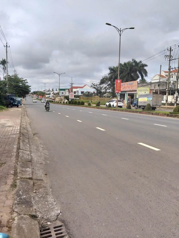 Mặt tiền kinh doanh Nguyễn Văn Linh Buôn Ma Thuột 81.96m² giá 6.2 tỷ - Đầu tư sinh lời bền vững!