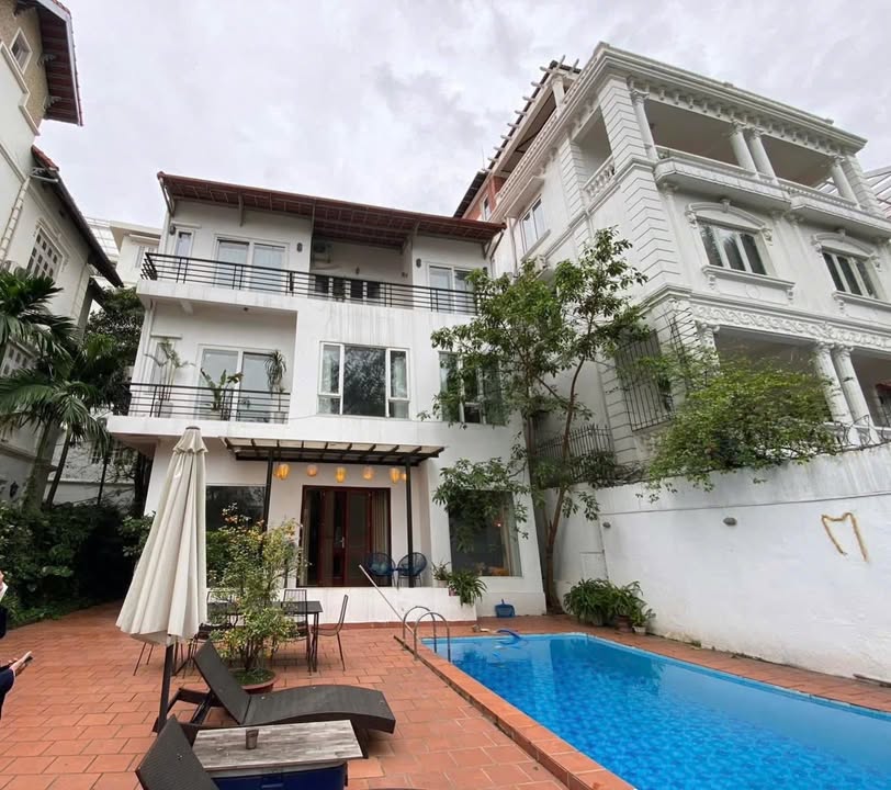 Đất vàng Tô Ngọc Vân Tây Hồ 240m² giá 80 tỷ - Tiềm năng sinh lời lớn!