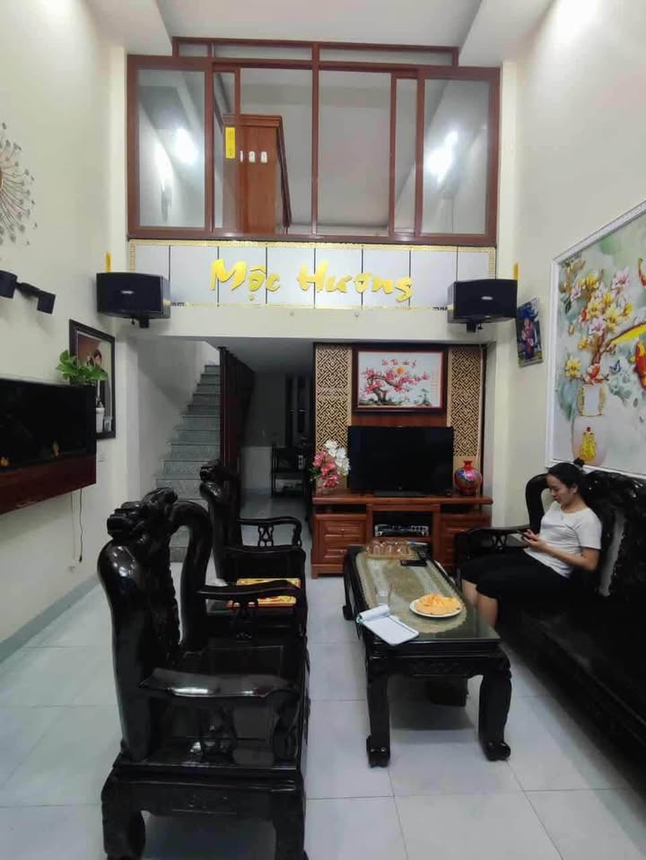 Nhà 1 tầng Trần Huy Liệu 50m² giá 1.55 tỷ - Gần trường Cơ điện!