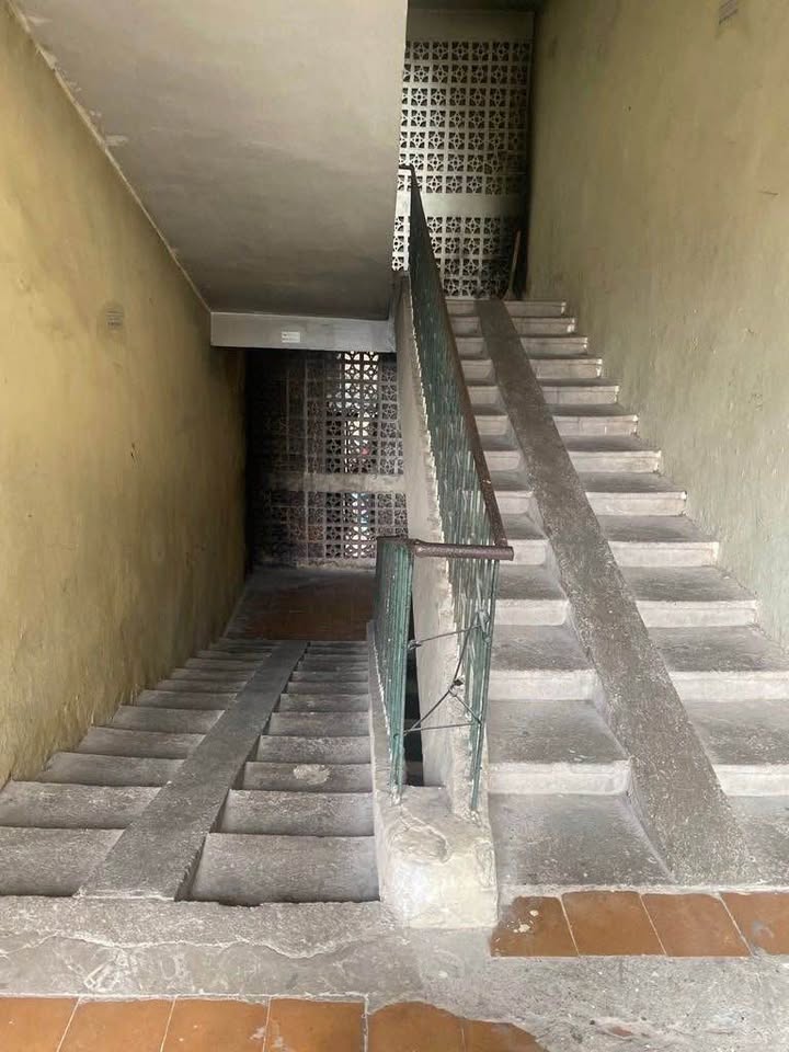 Căn hộ Tập thể Thành Công Ba Đình 17m² giá 3.7 tỷ - Ô tô vào tận cầu thang!