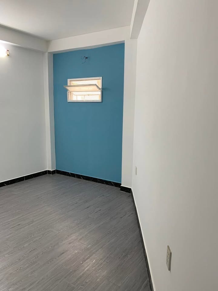 Phòng trọ cho thuê Nguyễn Văn Đậu, Bình Thạnh - Cửa sổ trời, toilet riêng