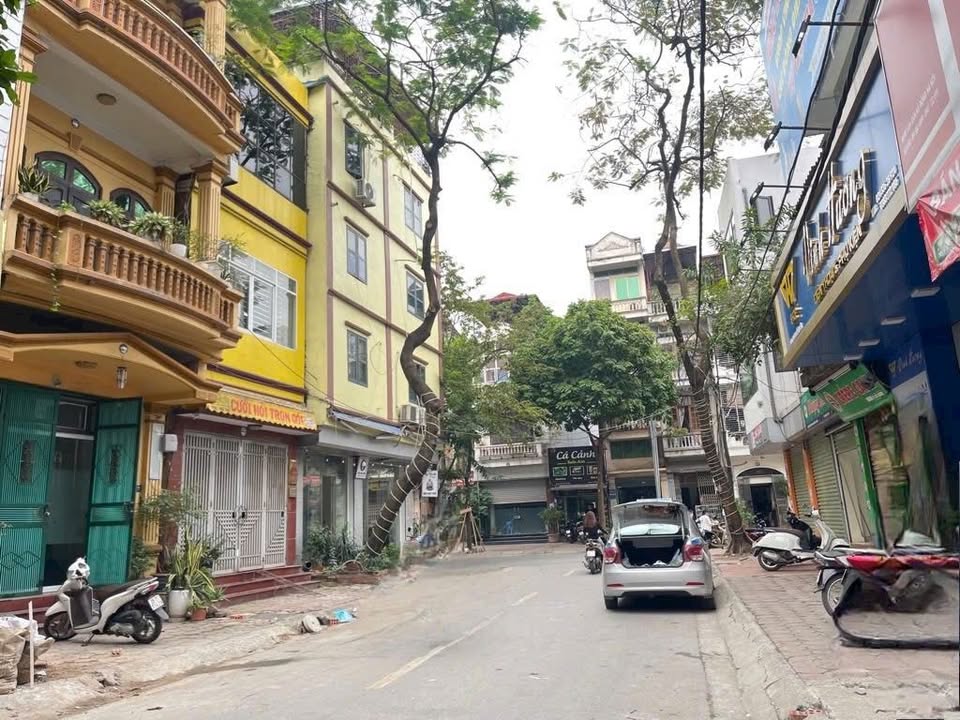 Nhà mặt phố Quang Trung Hà Đông 44m² giá 13 tỷ - Kinh doanh sầm uất!