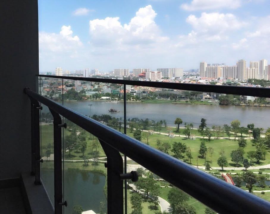 Căn hộ Vinhomes Central Park 118m² giá 18 tỷ - View sông hướng mát