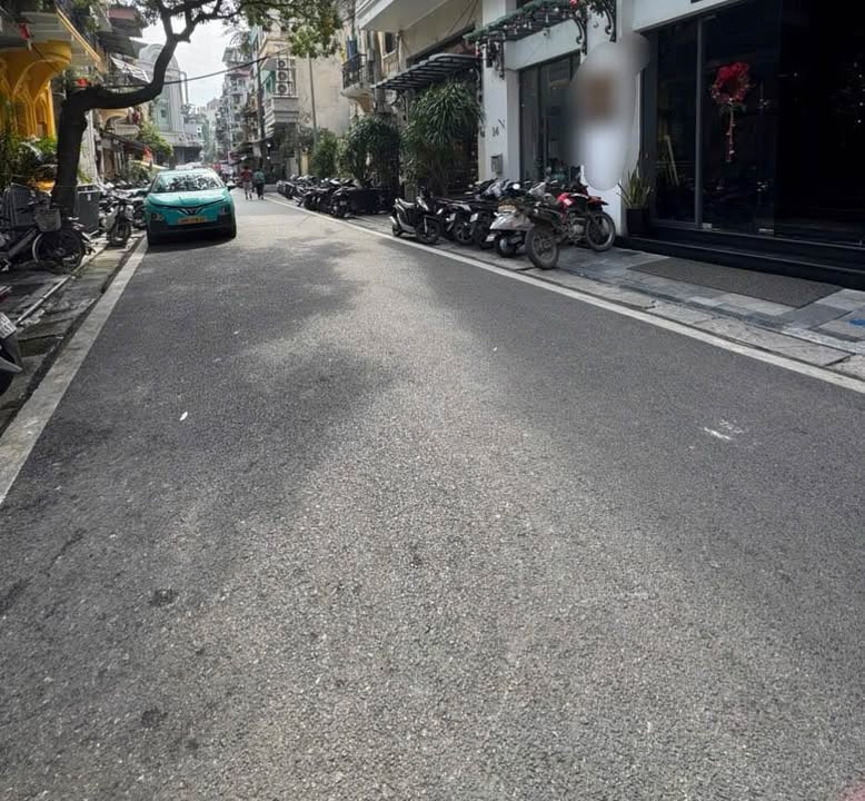 Nhà phố Giang Văn Minh Ba Đình 52m² giá 25.6 tỷ - Nhà đẹp 7 tầng, ô tô tránh