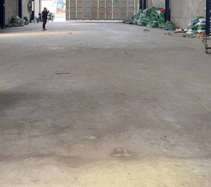 Cho thuê kho 600m² mặt tiền Quốc lộ 1A Cái Bè giá 30 triệu/tháng - Cơ hội đầu tư hấp dẫn!