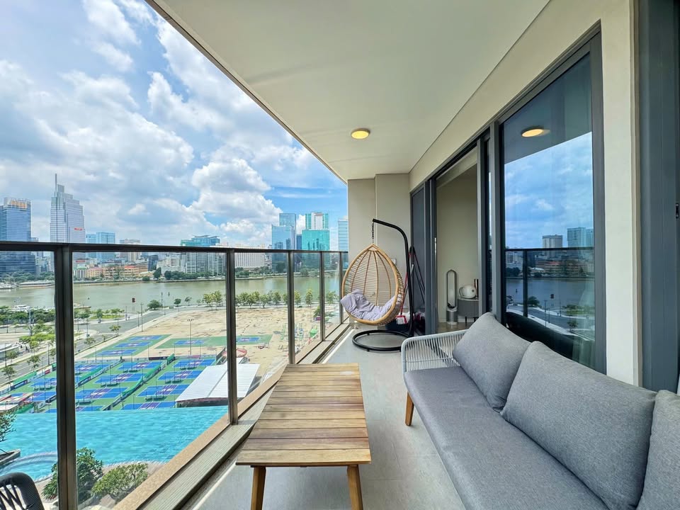 Căn hộ 2PN The Opera Residence Thủ Thiêm 94m² giá 42.5 tỷ - View sông tuyệt đẹp!