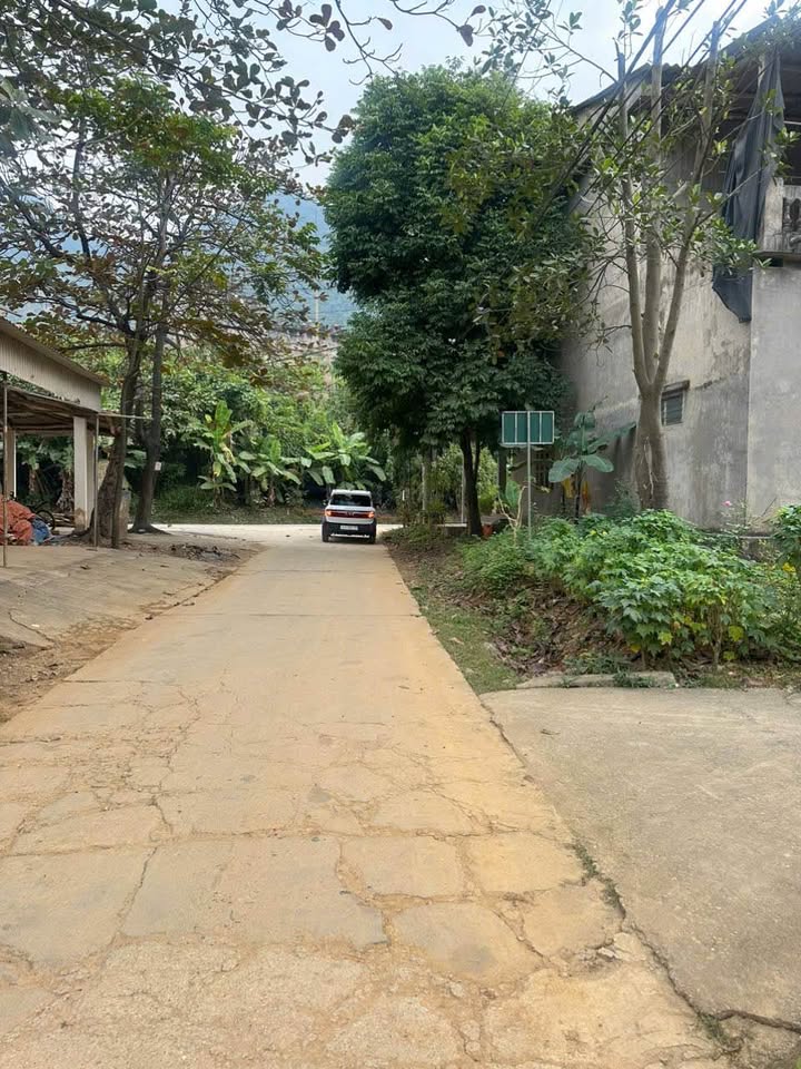 Đất Tràng Đà, Tuyên Quang 94m² giá 750 triệu - Đường lớn, ô tô vào tận nơi!