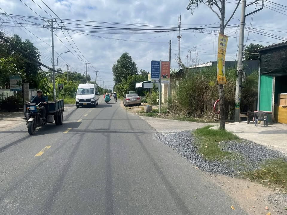 Đất nền mặt tiền đường Châu Thị Kim, An Vĩnh Ngãi, Tân An - 126m² giá chỉ 2 tỷ!