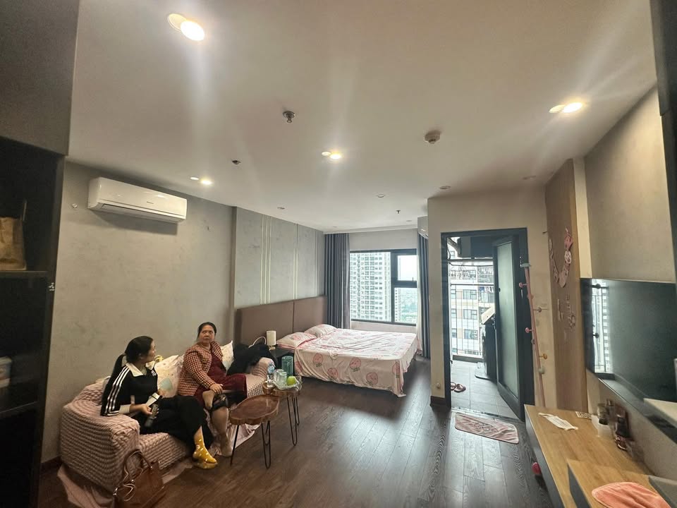 Căn hộ Vinhomes Smart City Tây Mỗ 30m² giá 7.5 triệu - Full nội thất, vào ở ngay!