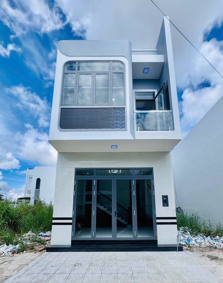 Nhà 2 tầng phường An Hòa, Rạch Giá 80m² giá 3.35 tỷ - Chỉ cần xách vali vào ở ngay!