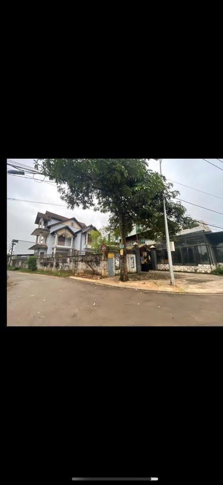 Biệt thự 2 mặt tiền Lê Đại Hành, Pleiku 500m² giá 10.5 tỷ - Chính chủ bán gấp!