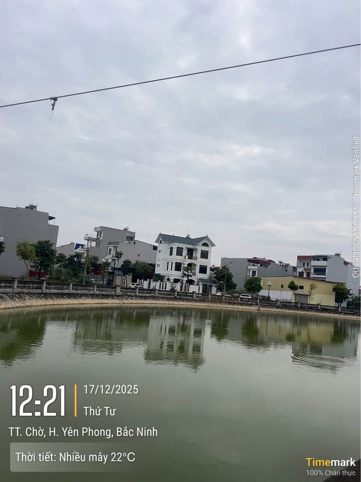 Nhà 3 tầng hiện đại tại Chờ, Yên Phong - Diện tích 74m² giá 7.99 tỷ - Không thể bỏ lỡ!