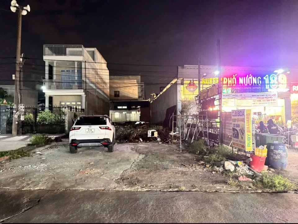 Đất nền mặt tiền đường Tô Vĩnh Diện, Dĩ An 208m² giá 8.85 tỷ - Kinh doanh sầm uất!