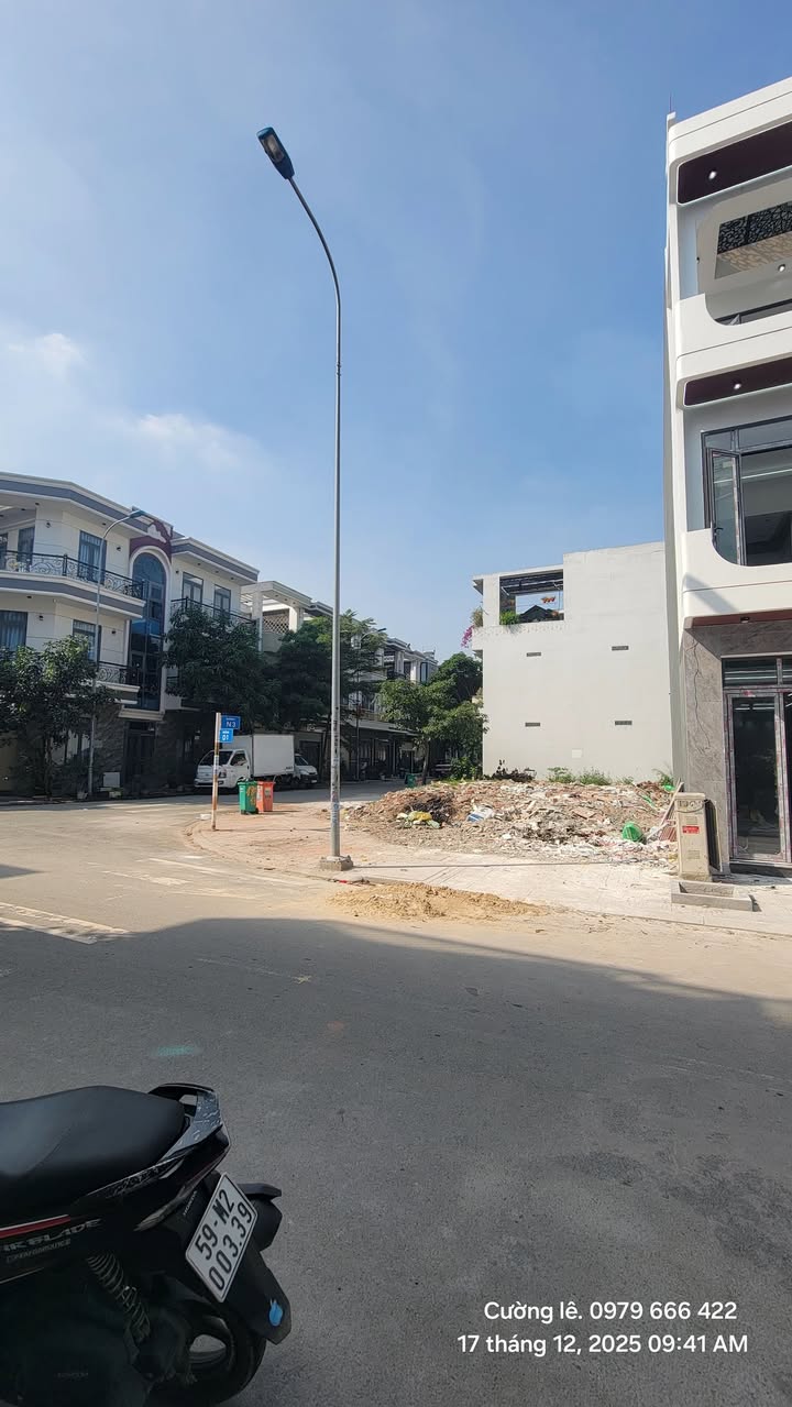 Đất nền góc 2 mặt tiền KDC Lê Phong Bình Chuẩn 42, 80m² giá 4.1 tỷ - Cơ hội đầu tư tuyệt vời!
