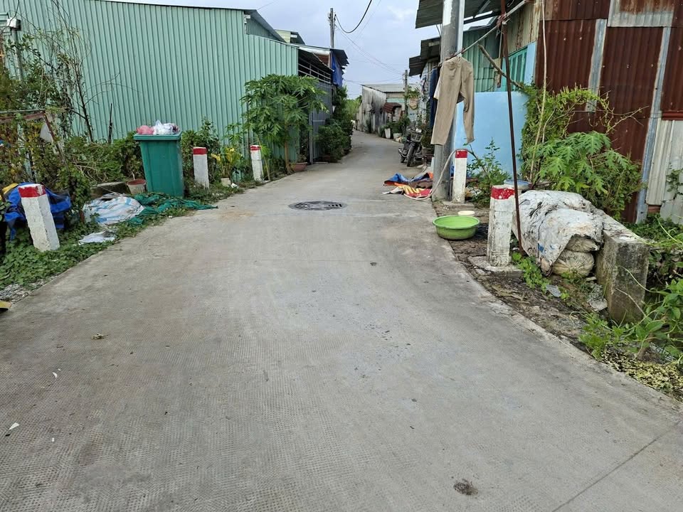 Đất nông nghiệp xã Quy Đức, Bình Chánh 642m² giá 2 tỷ - Đường bê tông xe hơi vào tận đất!