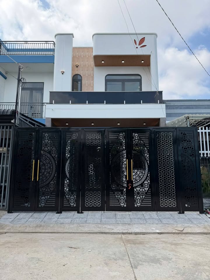 Nhà đẹp Rạch Giá 99m² giá 3.38 tỷ - Full nội thất cao cấp