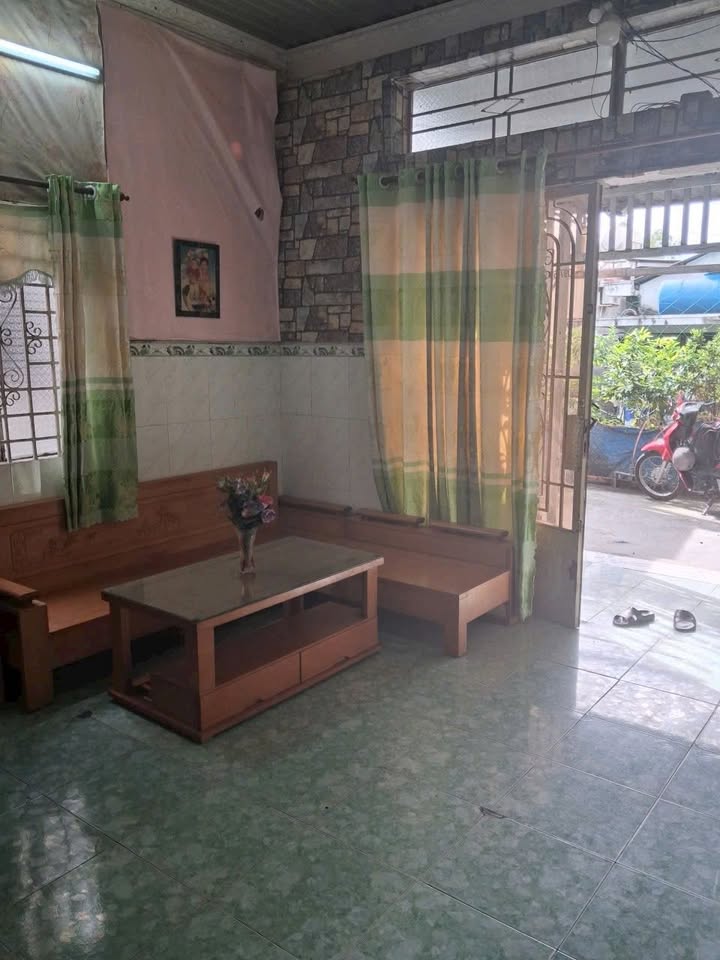 Nhà cấp 4 đường 10 Linh Xuân, Thủ Đức, 64m² giá 3.5 tỷ - Pháp lý sổ hồng riêng!