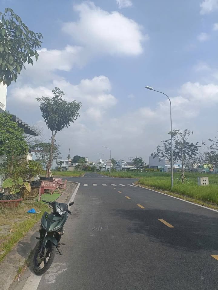 Đất nền KDC Minh Thắng, Cà Mau 100m² giá 1.8 tỷ - Sổ hồng chính chủ