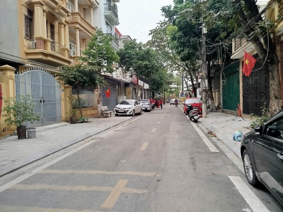 Đất tặng nhà cấp 4 tại phố Kim Đồng, Vĩnh Yên 110m² giá 6 tỷ - Cơ hội đầu tư hấp dẫn!