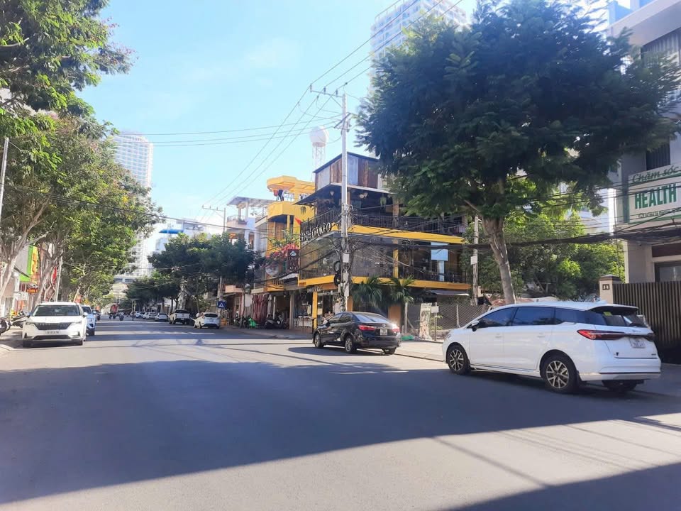 Đất nền mặt tiền đường Pasteur Nha Trang 266.8m² giá chỉ 81 tỷ - Cơ hội đầu tư vàng!