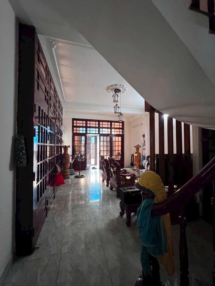 Bán nhà lô góc 3 tầng tại Võ Thị Sáu, Hải Châu, Đà Nẵng - Giá chỉ 12 tỷ!