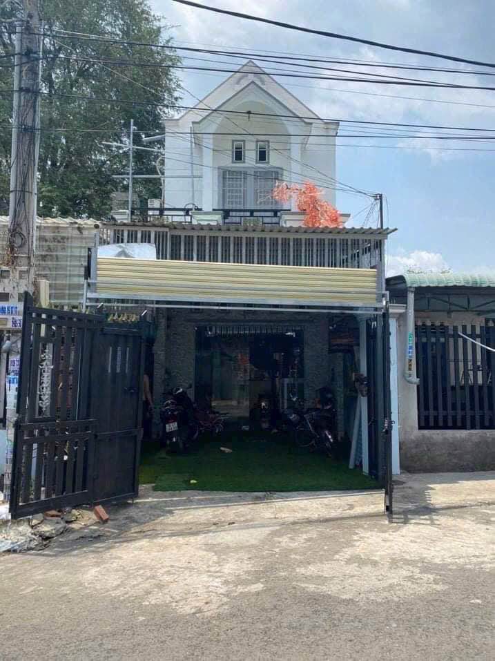 Nhà trệt lầu Thủ Dầu Một 96m² giá 2.8 tỷ - Sẵn sàng vào ở ngay!